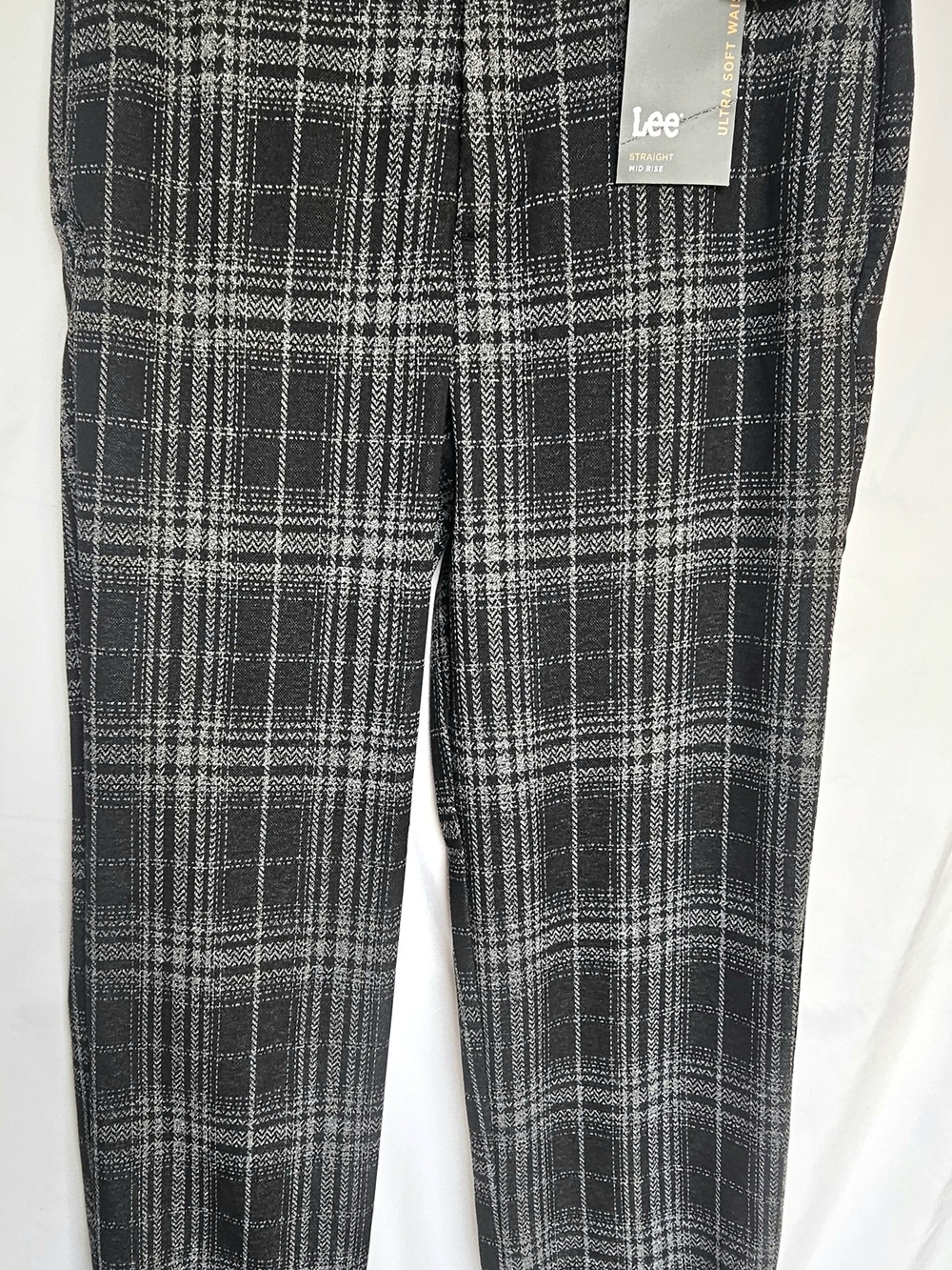 NWT Lee Women's Ultra Soft Waisted Plaid Pants sz.6